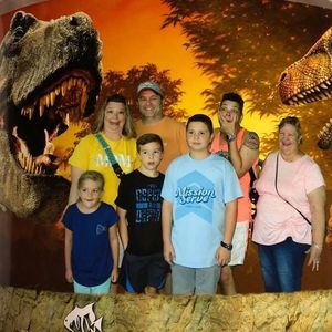 Meet your Posher, Robin